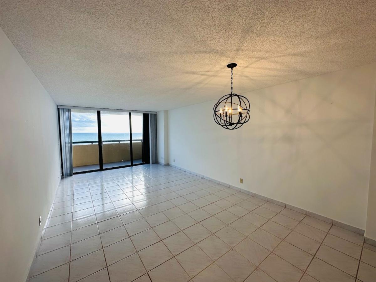 sascorealty's tweet photo. Vivian Just Listed for Rent unit 1407 at CLUB ATLANTIS: $3,500

DIRECT OCEAN FRONT UNIT! Amazing sweeping views of the ocean and pool area.

AVAILABLE NOW! 
CALL VIVIAN TODAY AT 786-859-3515 or write to her at vivian.sassi@sasco-realty.com BEFORE THE NEXT BIG OPPORTUNITY IS GONE! https://t.co/fH3JvWA5RZ