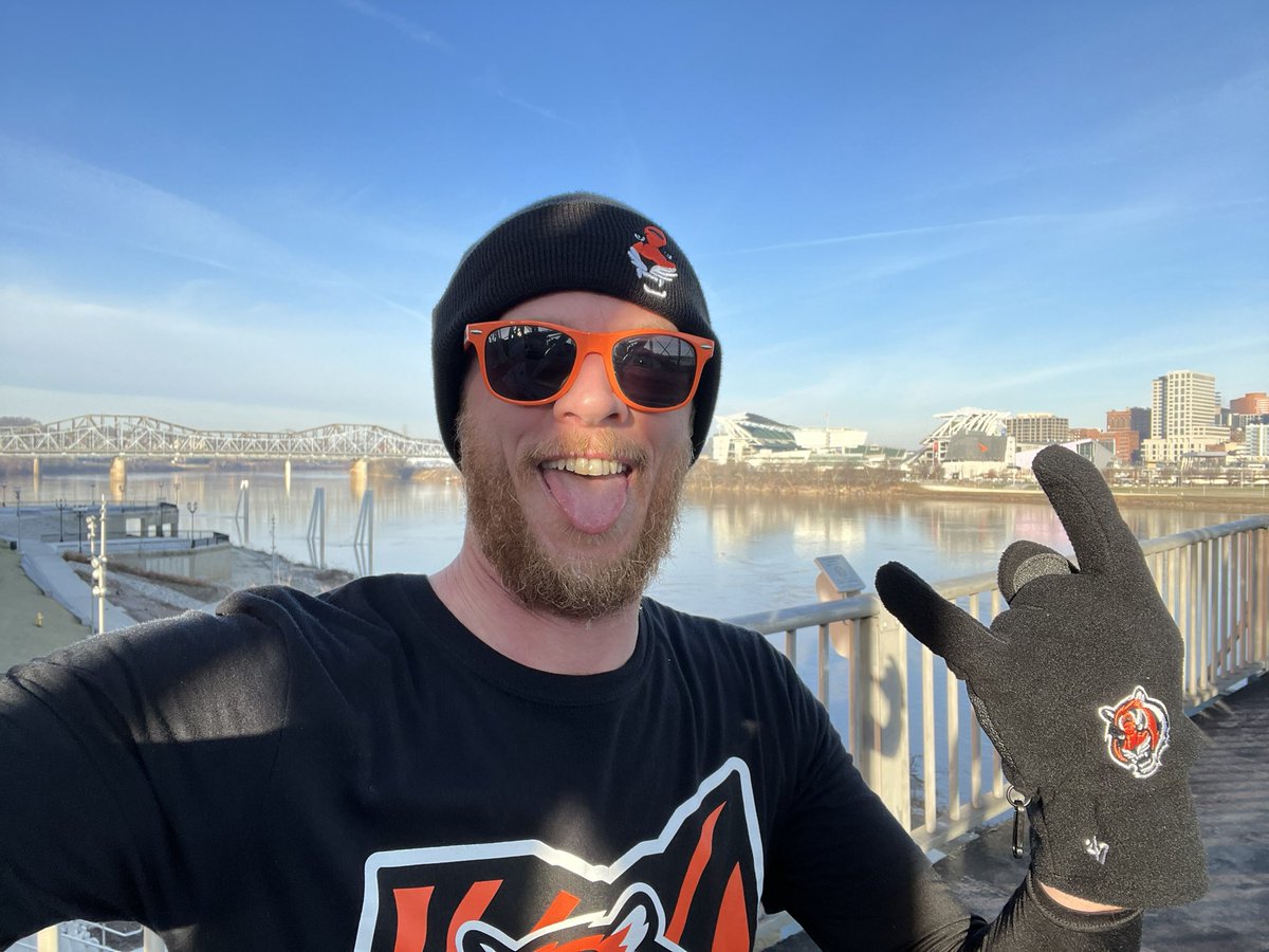 swensonswanson's tweet photo. Getting that gameDEY morning run in #WhoDey #GameDEY #Tradition #RuleTheJungle #RuleThePlayoffs #RuleYourRun ๐๐ผโโ๏ธ๐
๐งก๐ค https://t.co/L6IJKdTGUy