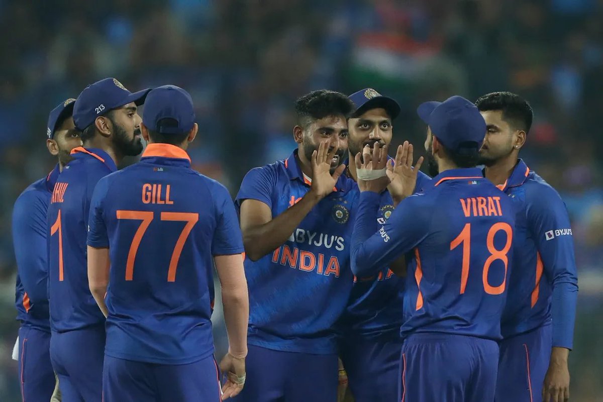FIndiaofficial's tweet photo. The biggest win for India in ODIs, defeated Sri Lanka by 317 runs. #IndvSL #Cricket 

📸 @BCCI https://t.co/1GHfUA5WKw