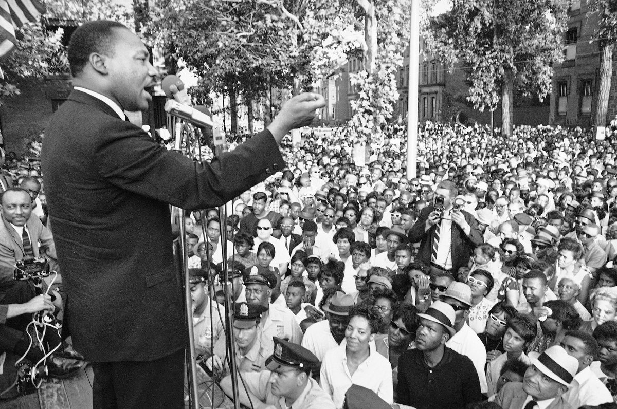 h-94-anos-em-15-de-janeiro-de-1929-nascia-martin-luther-king-pastor