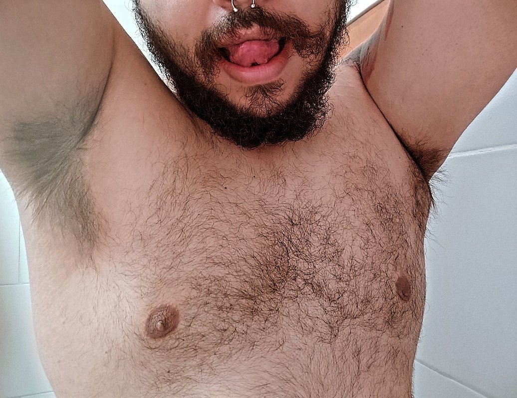 dannybearrr_'s tweet photo. Morning smelling ๐ฝ๐ฅ
@famouspits @pitlover2020 #hairyarmpit #hairypit #muskypit #armpitslicking #armpitloversgay #armpitfetish #hairymen #beargay #hairygay https://t.co/dl9oohKbhI