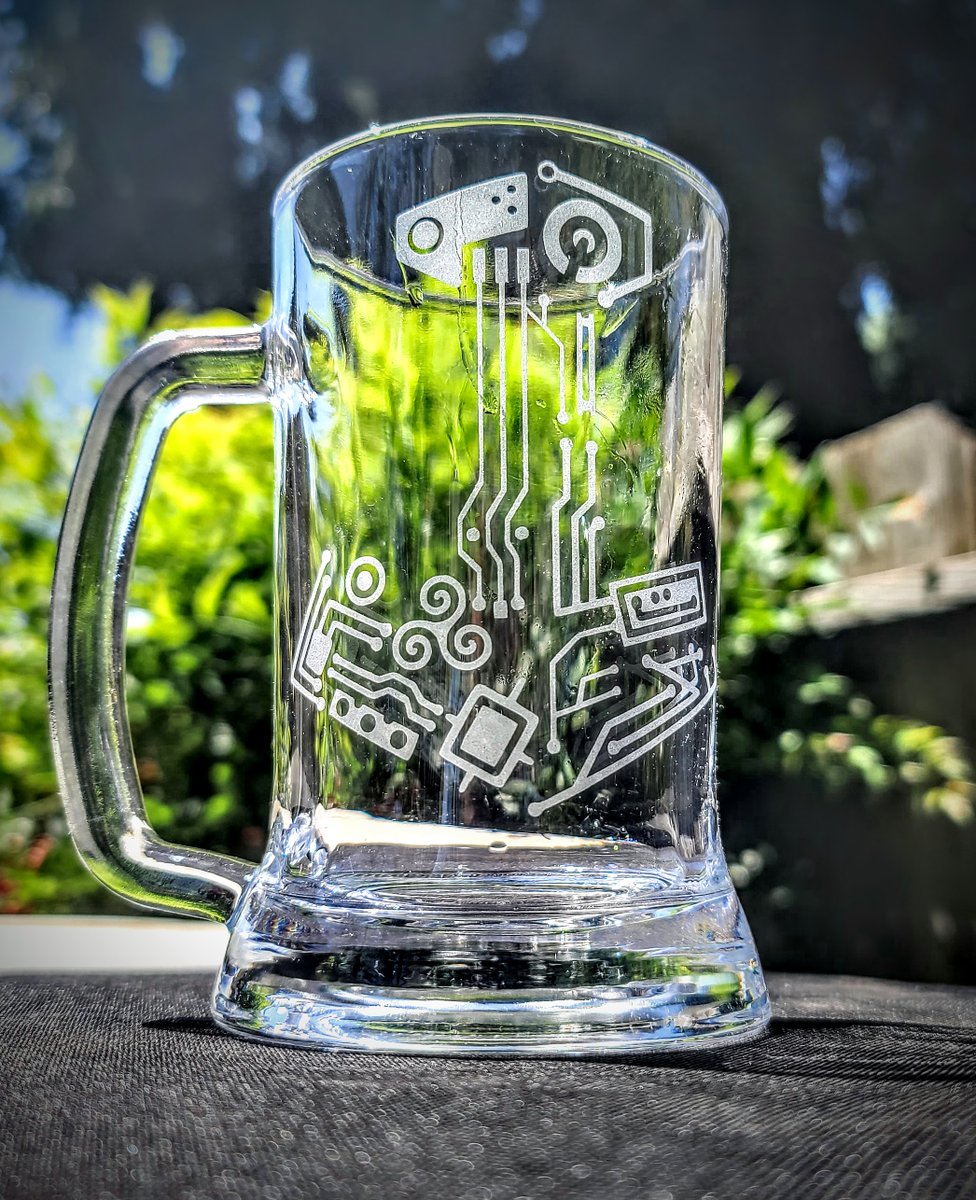 MC_Etching's tweet photo. Doing a half price sale at my shop for the foreseeable future to encourage sales.
To be completely transparent I have hit a critical point and if I don't pick up sales I will not hit my Feb bills.

https://t.co/6FLbv4dudw https://t.co/o0Zcq6Li57