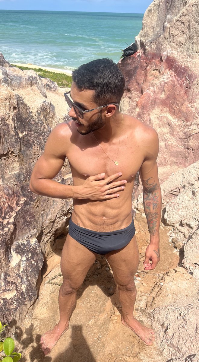 Se me ver assim na praia, tu mama? 🔥