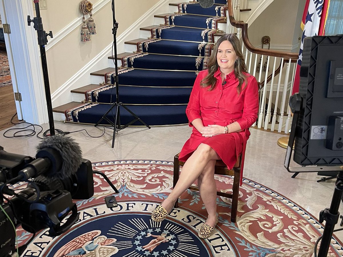 Sarah Huckabee Sanders tweet media
