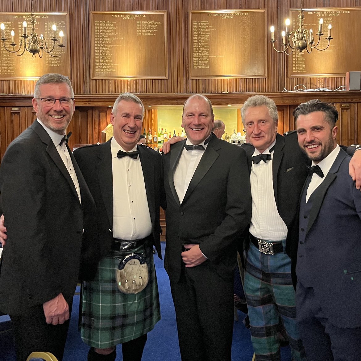Fabulous evening at the North Berwick Golf Club Gents Dinner … thanks to <a href="/AlanTait9/">Alan Tait</a> for the entertainment! 

Great food, great company 👏🏼