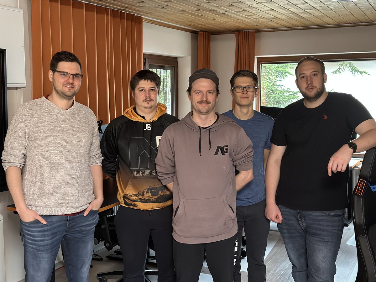 So ab mach Hause nach einem schönen Bootcamp bei <a href="/DIST21CT/">DISTRICT 21</a>  (kann ich nur empfehlen) war echt geil mal das ganze Team persönlich kennen zu Lernen. Hat echt viel Spaß gemacht und auch viel gelernt. Vielleicht sieht man sich wider <a href="/DIST21CT/">DISTRICT 21</a> ;)