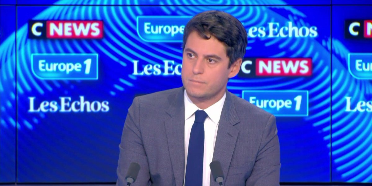 GrandserreSylv1's tweet photo. Fakenews de l'âne Attal : "La méthode globale, pendant des décennies, a fait des ravages dans l'Éducation nationale". S'en suit sa préconisation de la méthode syllabique. Bientôt des instructions aux chirurgiens et des conseils aux pilotes de ligne ? Ah, le mépris des profs... https://t.co/M0WAlJAGDC
