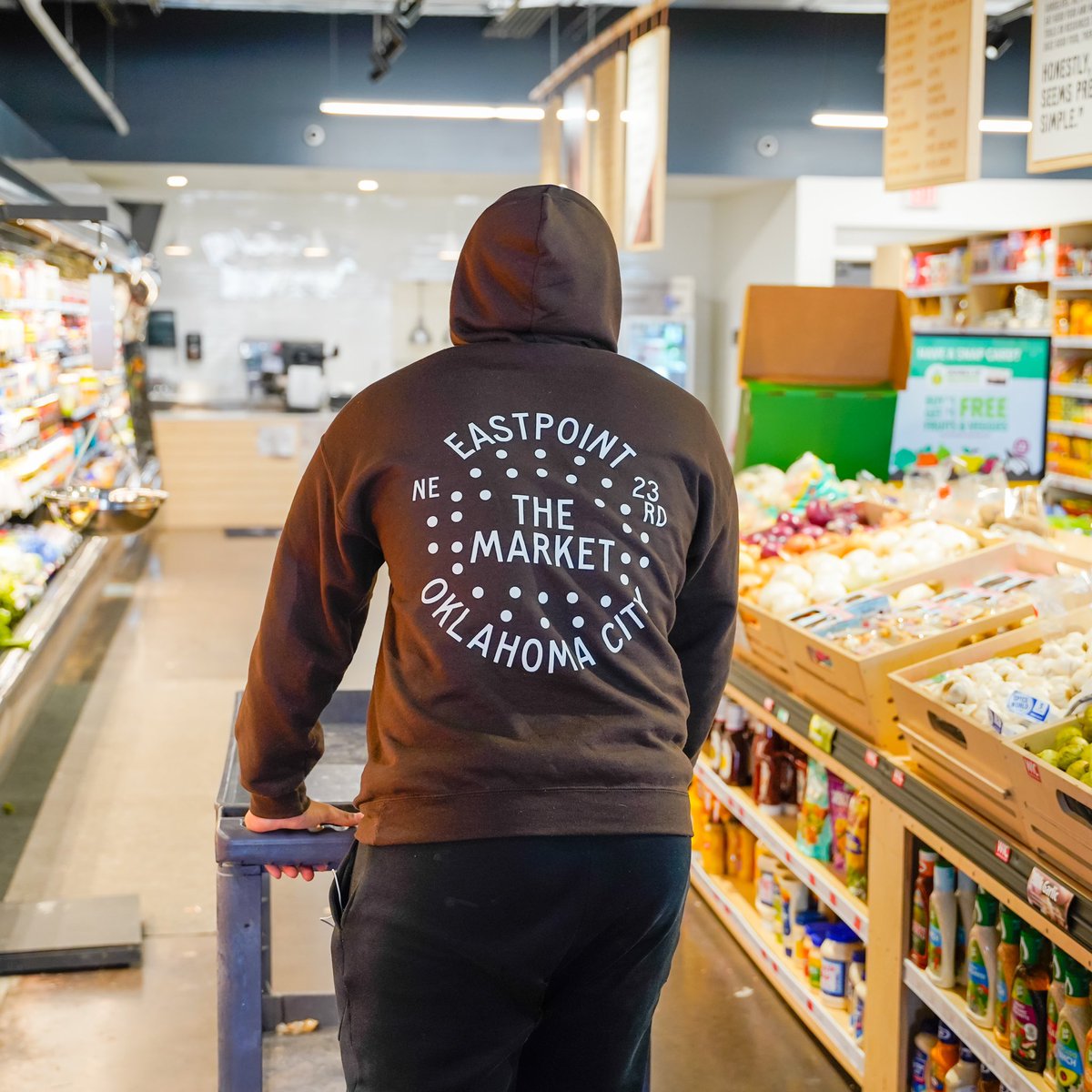 marketeastpoint's tweet photo. Sunday grocery shopping…what’s in your cart? #anotherweekbegins #shoplocal #marketateastpoint https://t.co/9Zzgjs9Lax