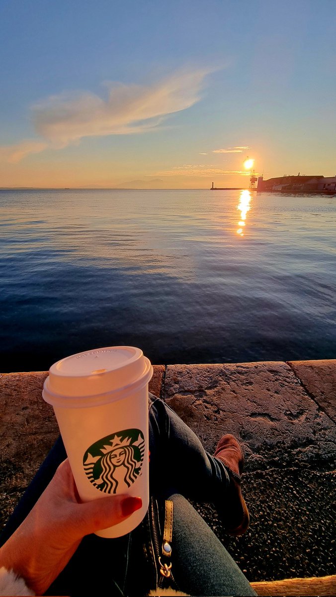 yoursundayguide's tweet photo. Weekend in Thessaloniki 😍🥵☀️⛱️☕️
...
#Yoursundayguide #Thessaloniki #wintervacation #greece #CoffeeTime #weekendmood https://t.co/006qdxlxUq