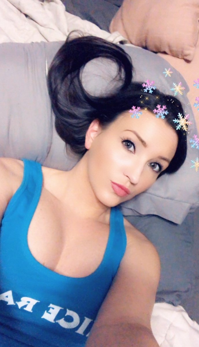 Lananass4's tweet photo. Darf ich dir ein pussy bild per dm senden? Retweet 💗🔁 https://t.co/oAhI3G1TH4