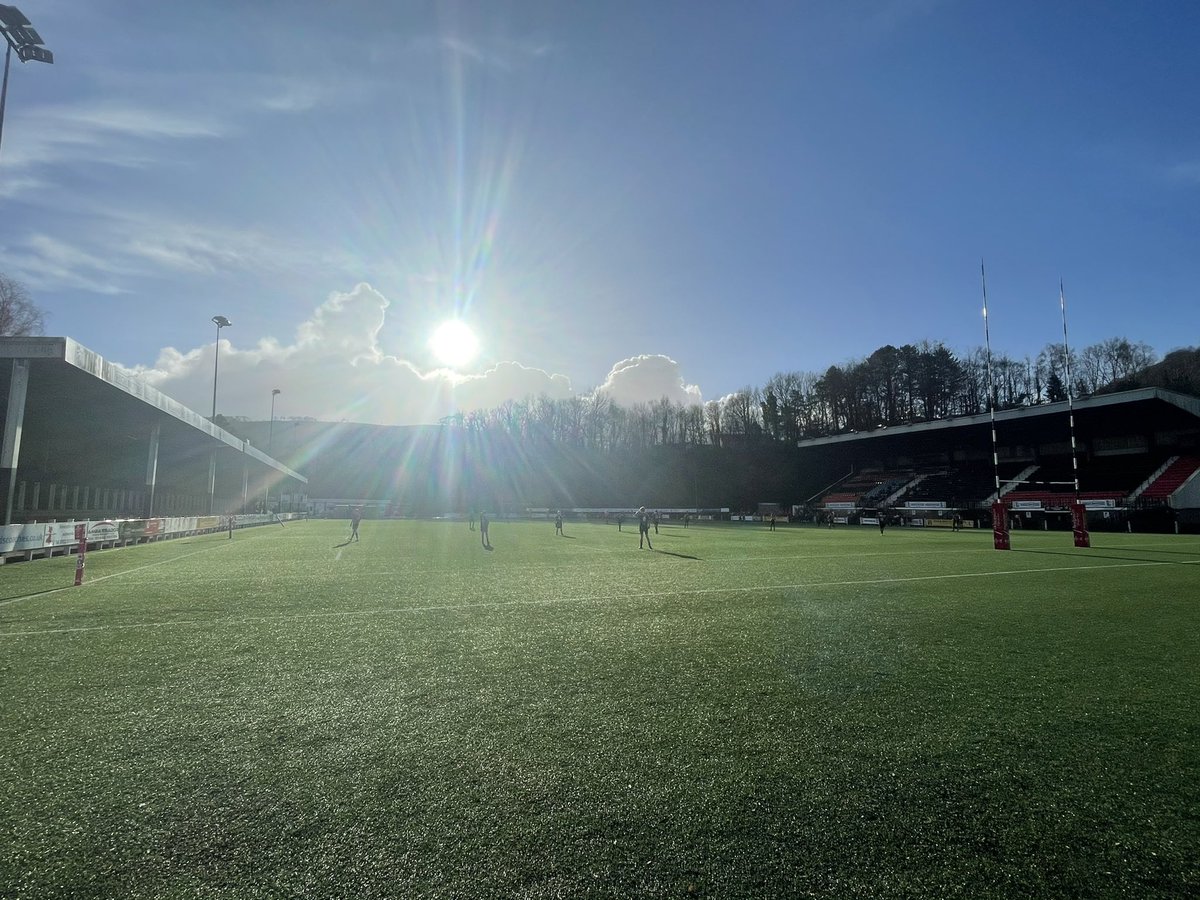 Lovely to get into the community this morning in the winter sunshine. I watched <a href="/13sBedlinogcubs/">Bedlinog Under 14s</a> play vs Pontypridd U13s. Great game, which came down to the last play. Tâf boys playing good stuff too 👏🏻

Nice to catch up with <a href="/Melanie83299442/">Melanie Evans</a> also 

#TeamTâf 🔵🟡 <a href="/ATHS_PE/">Afon Tâf PE</a>