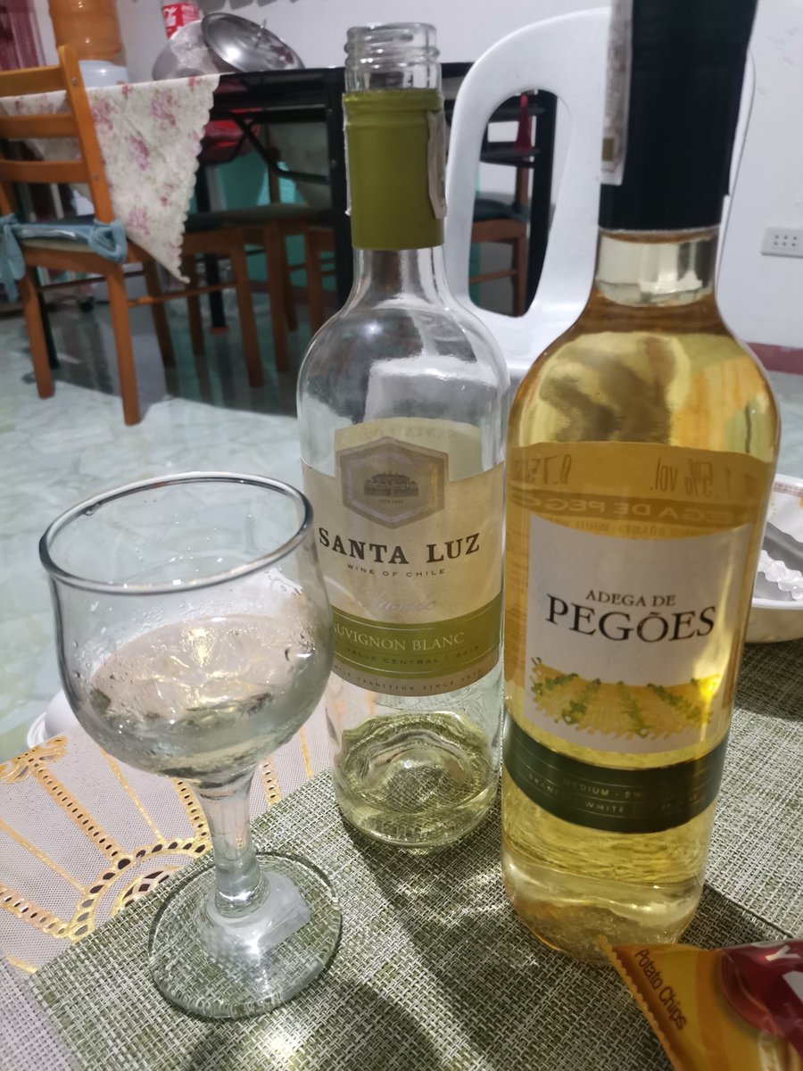 RectifiedTugue's tweet photo. One Down✔️
Next, Cheers! 🍾🍸 https://t.co/ZYb5f5wQNz