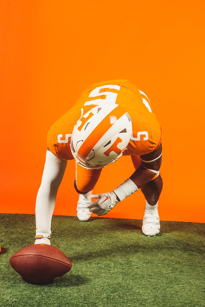 herbgray2's tweet photo. Had a great time with @CoachTimBanks @LevornH and the rest of #VolNation #GBO🍊 https://t.co/tCcXggEYZr