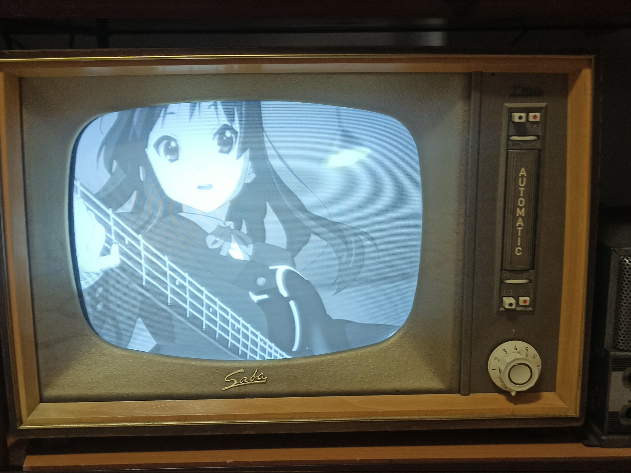 Mio Akiyama, K-ON! Wiki