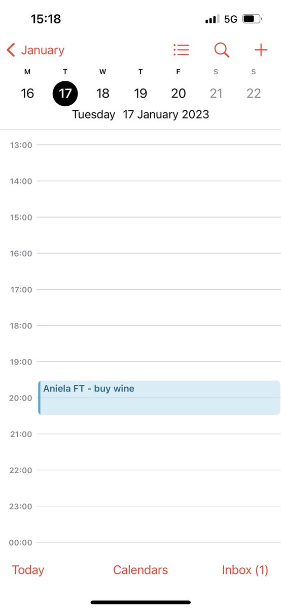 aniela tweet media