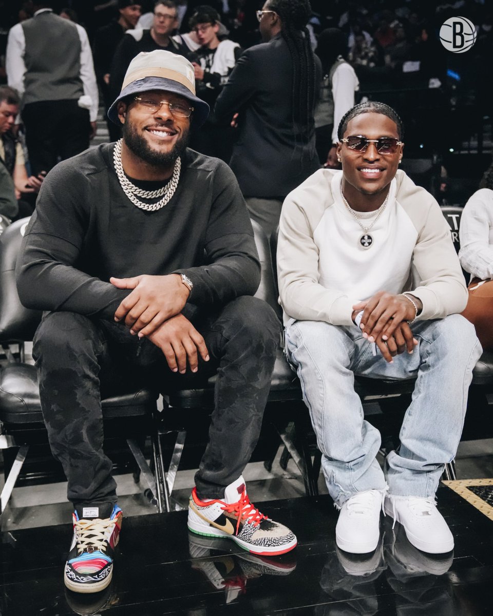 BrooklynNets's tweet photo. Good luck in the playoffs, @Giants!  

#TogetherBlue https://t.co/LHPZ48HmbY