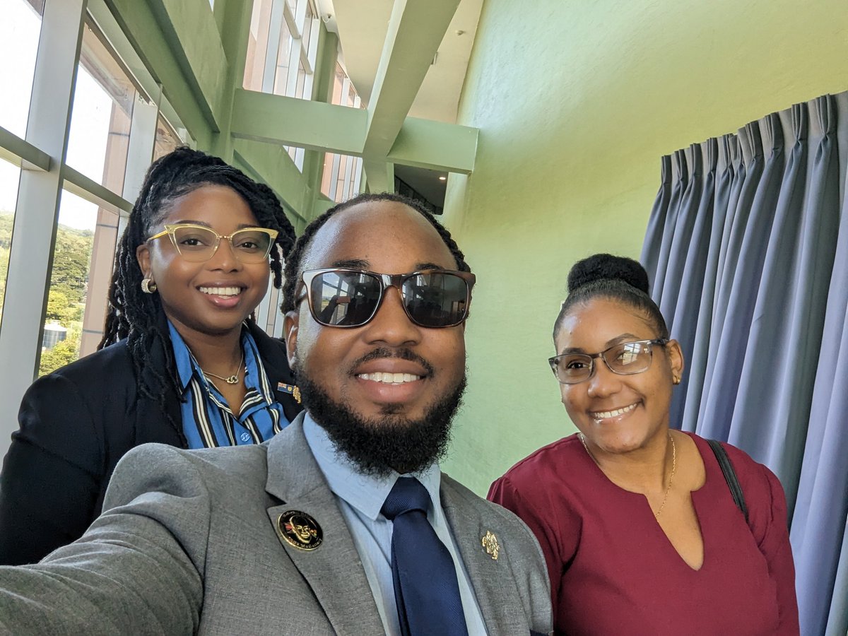 IAmLTBourne's tweet photo. Last day of the Caribbean Youth Leadership Summit.

#TurksandCaicosDelegates #CYLS7 https://t.co/I55spHARn2