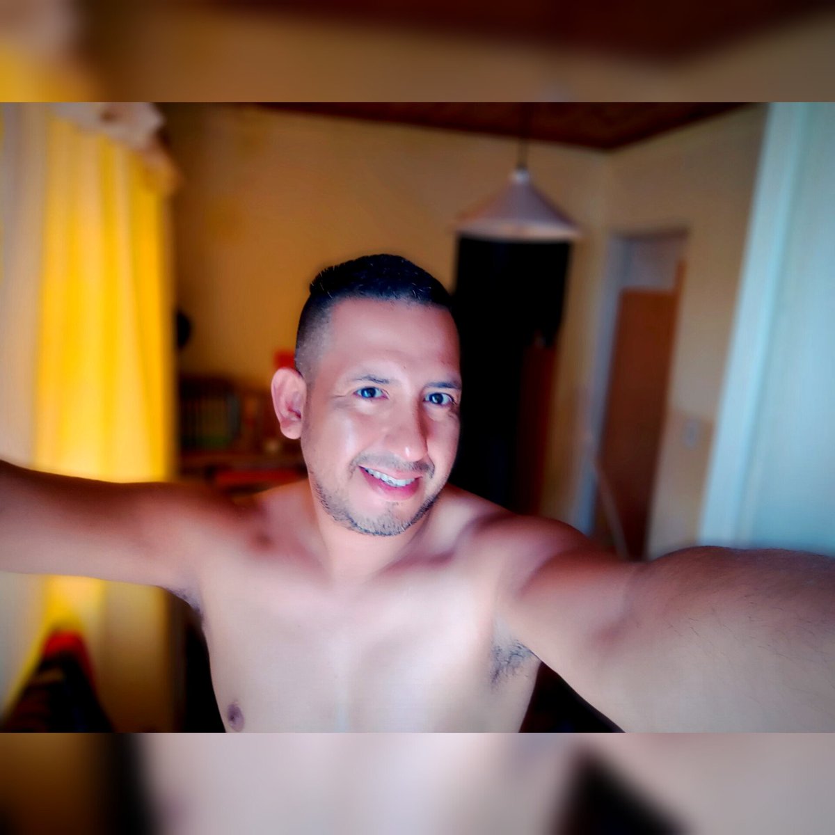 VicktorrV's tweet photo. #BuenDomingo 😜💪👌😉 https://t.co/cfb06LJLHX