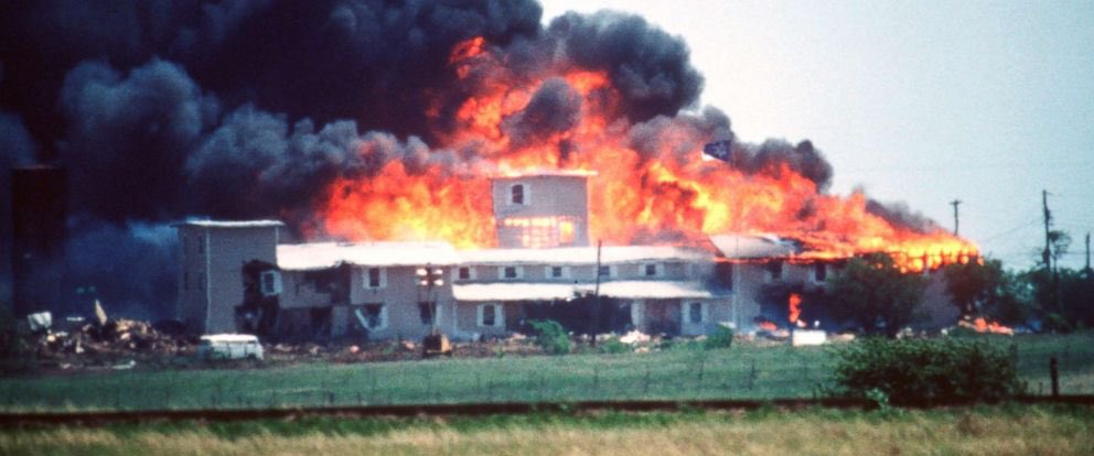 WACO
35 made it out 
76 died inside 
25 were children 
Our government is capable of extreme measures with articulated justification #FBI #JanetReno #BillClinton #CORRUPTION #CoverUp #RubyRidge  #US1776 #NeverForget #Waco #Massacre