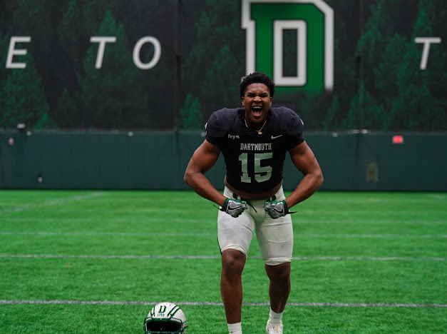 hhebertIV's tweet photo. Great Weekend in #TheWoods on my Official Visit. Appreciate everybody 🇳🇫 💚🌲 @BTeevens @headdogpound @WendyLaurent55 @LandanYount @_jabarijohnson https://t.co/dLVf8Tuf6Q
