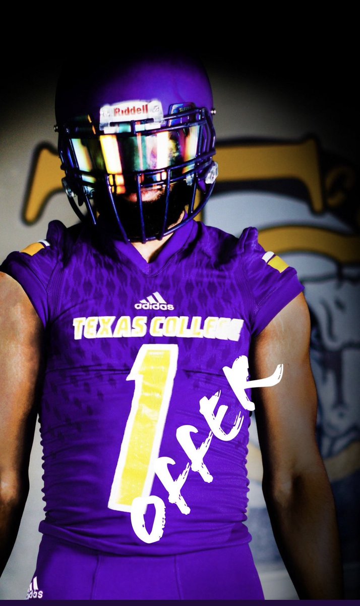 Xomulaa1's tweet photo. #AGTG I am Truly Blessed to receive my first HBCU offer and Fourth offer from Texas College thanks to @Coach_JJackson2 @SummitFB @TCSteers Very thankful 🙏 https://t.co/wd46LkRJNj