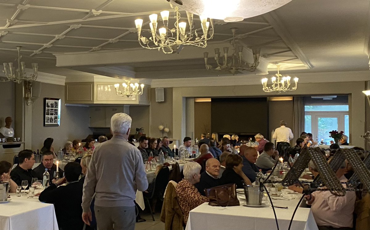 FDW_VB's tweet image. Dank aan Vlaamse Kring #Molenstede voor gastvrije ontvangst op nieuwjaarsbrunch #Diest ‘Diest is e/ #Oranjestad die naar Filips-Willem Van Oranje de leuze “volhardend ga ik verder” hoog in h/ vaandel voert. Volharding is nodig om onze Vlaamse vrijheidsstrijd succesvol te voeren.’