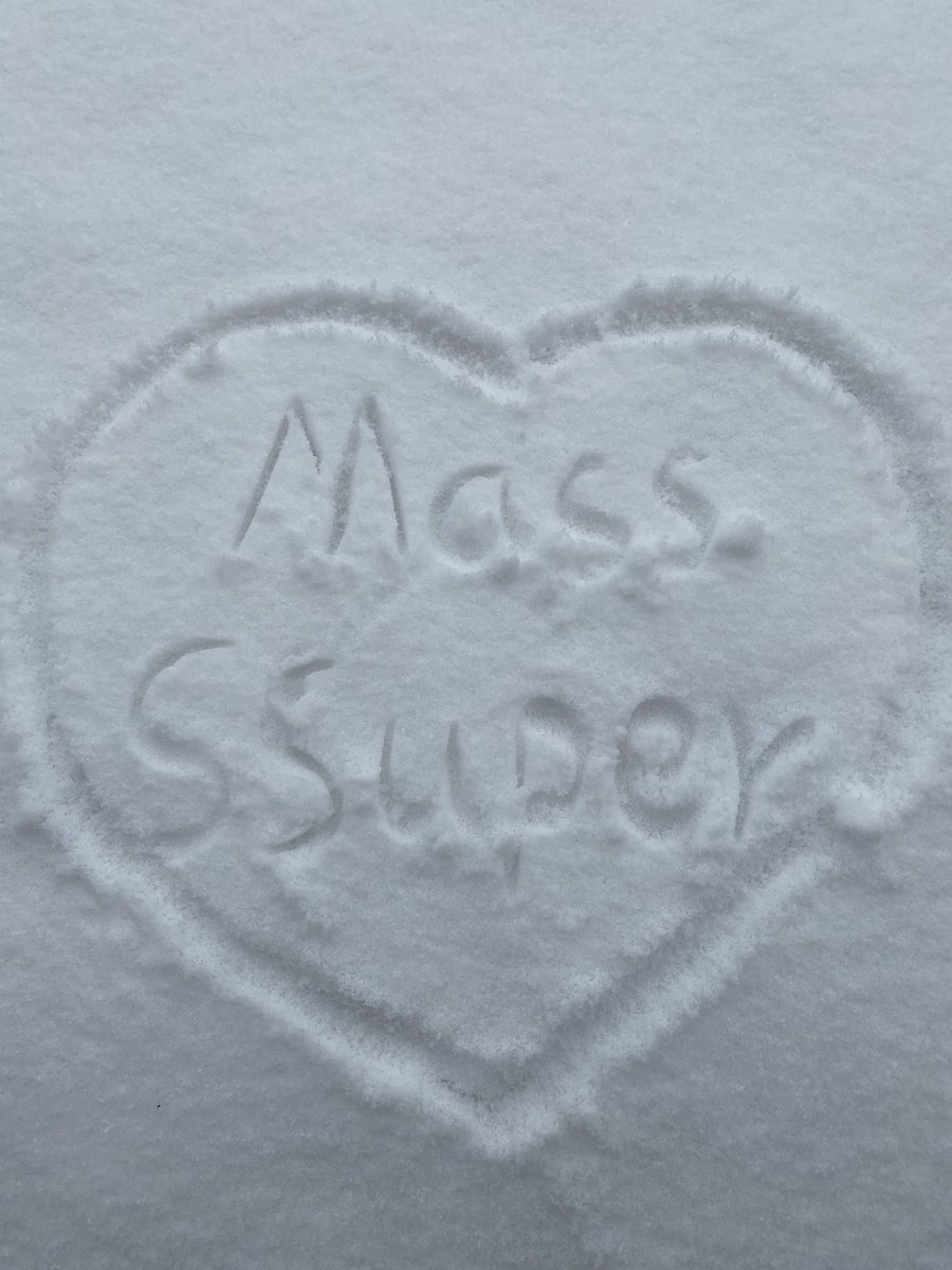 xiaoyu1640's tweet image. ❄️✨💕 #FORMASS
   初雪