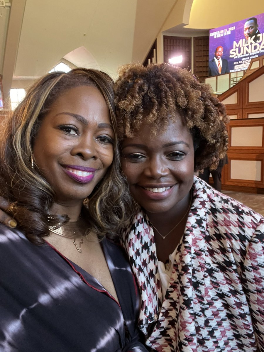 Happy to see @PressSec today at Ebenezer Baptist church for the MLK program to hear @POTUS speak. This lady is one of the best press secretaries in our nation’s history. I’m so proud of this sister. #winwithblackwomen @BlackVotersMtr @blackgirlsdream