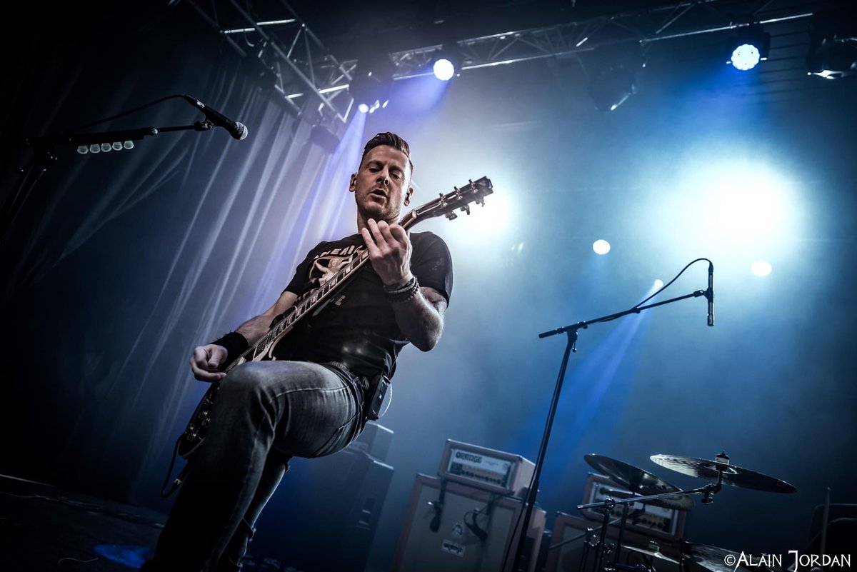 LIVE AT DOCKS - 13.12.23 
📷@alainjoardan71
.
.
.
.
#poprock #rock #rocknroll #rockstyle #rockmusic #hardrock #metal #guitar #music #life #drums #bass #Gibson #hardrockcafe #TGS #thegroundshaker #band #DankoJones #Docks #lausanne #friedman #friedmanamps #mapex #punk #punkrock