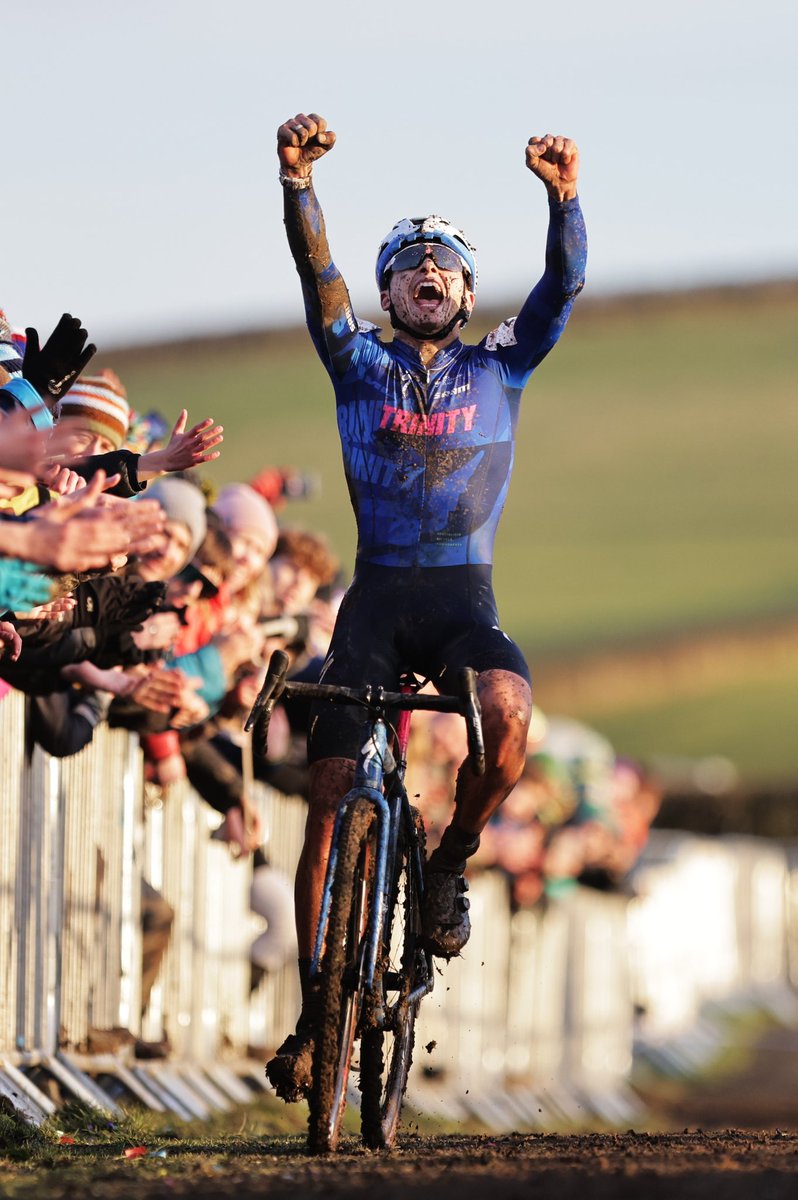 TrinityRacing_'s tweet photo. Introducing the 2023 British Elite Cyclo Cross National Champion Cameron Mason !!!
#TRINITY #iamspecialized #sram #funisfast #wahooligan #zippspeedweaponry #TSM #challengetires #fenwicks
📷 @swpix_cycling https://t.co/LHoCN2zShB