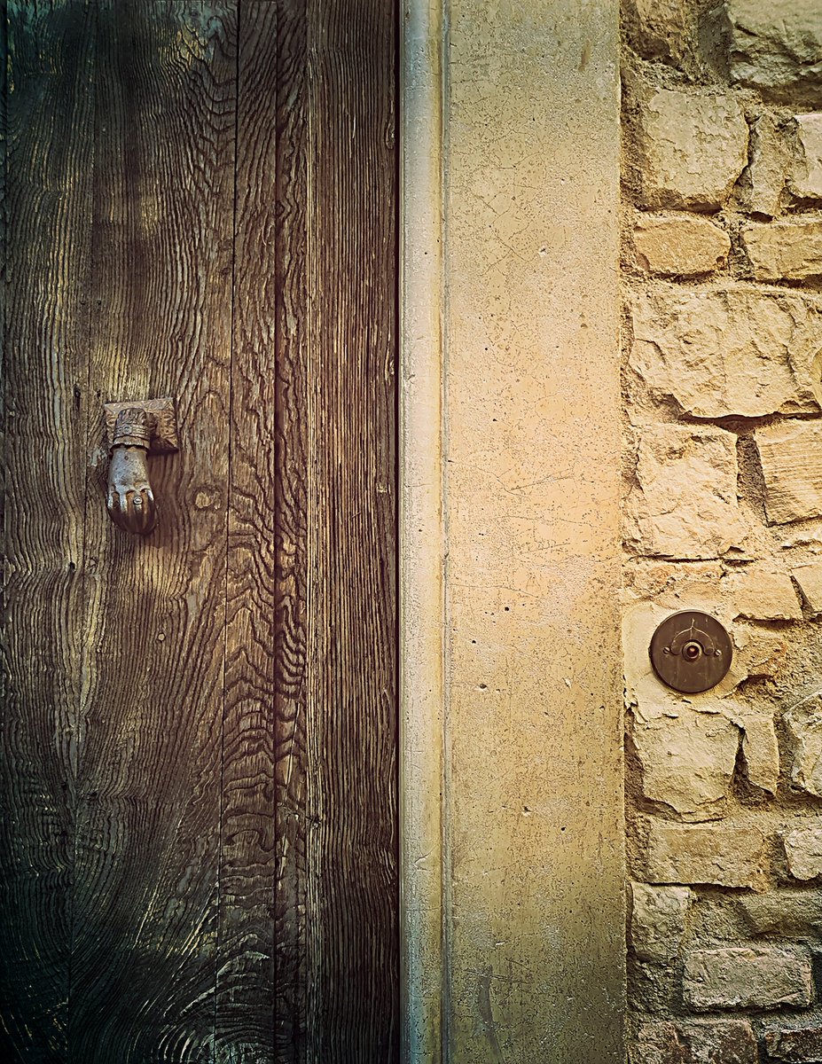 frammentodaria's tweet photo. no need to force
my hand
 
just hold it

#ScattiFotografici
#SundayStrolling
📷#TheSlothWithTheSuitcase
_Montone (PG) https://t.co/eWMbOQdmmO
