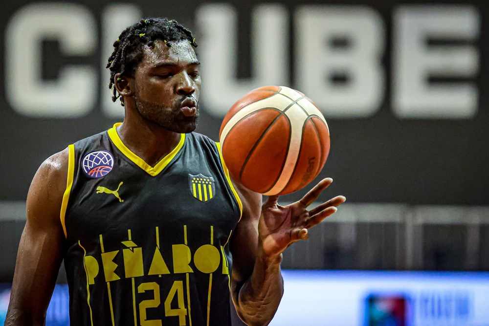 Puntazo internacional

Peñarol derrotó a Instituto de Córdoba por 89-80 y da un paso gigante para la clasificación.

📝 Nota: bit.ly/3XbpU5t
🖊️ <a href="/GriegoSebas/">Sebastián Griego</a>