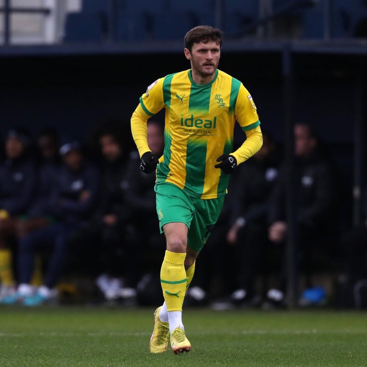JohnSwift8's tweet photo. Incredible come back and another massive 3pts on the road 🙌🏻 @WBA https://t.co/Q3Tb3s5Oo3