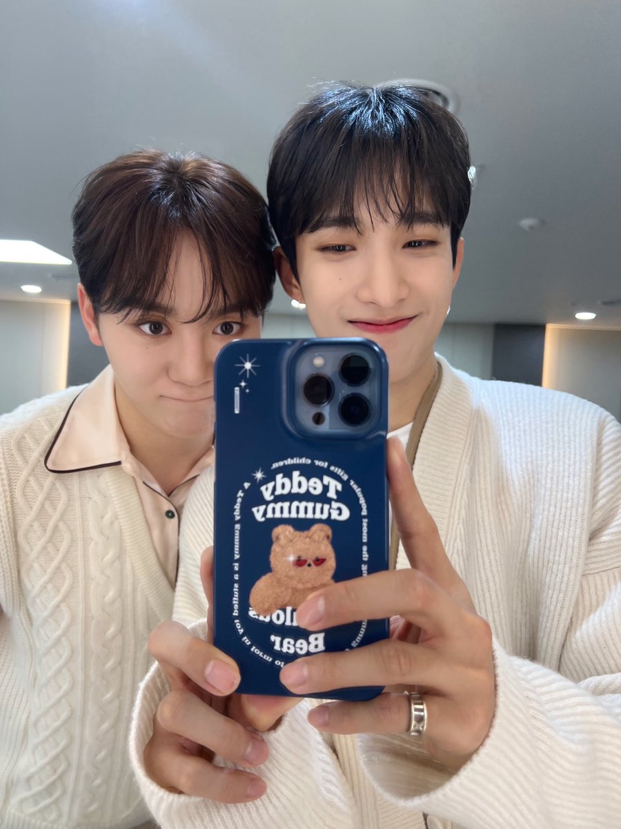 booseokzone's tweet photo. HAPPY SEUNGKWAN DAY! 
#경축_아기귤탄절_승관이날 #OUR_BOOtamin_day 
@pledis_17 https://t.co/uTUdZCj6PJ