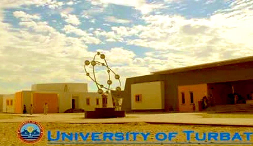 جامعہ تربت میں سوچھے سمجھے سازش کے تحت فیسوں میں اضافہ پسماندہ گھروں کے طلباہ کو اعلی تعلیم حاصل کرنے سے دور کرنا ہے، 
وائس چانسلر مقتدر قوتوں کی خوشامد میں پیسے بٹھورنےسے بہتر ہے طلباہ کے مستقبل پہ خرچ کرے
#NoToNewFeeStructureOfUOT
#LetBalochStudentsLearn