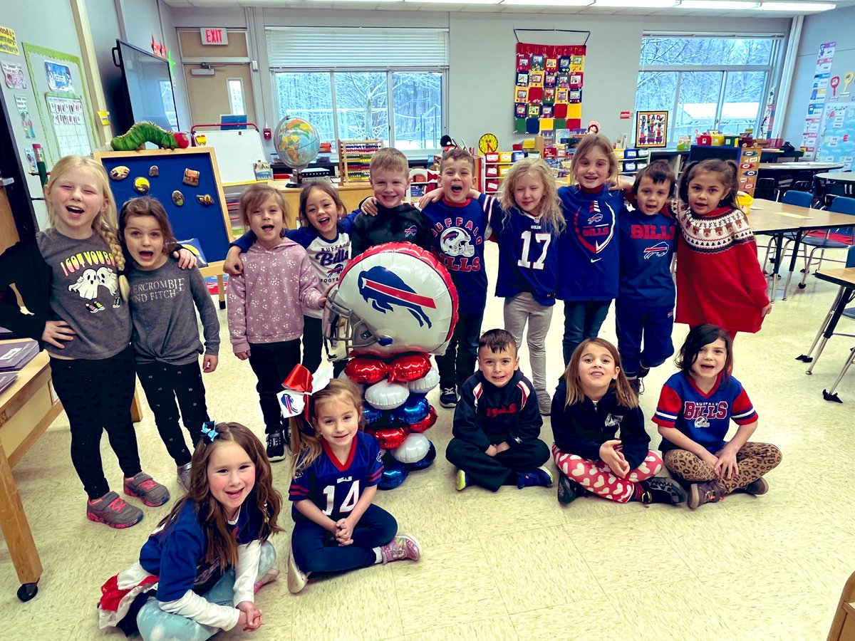 Go <a href="/BuffaloBills/">Buffalo Bills</a> 💙🏈❤️