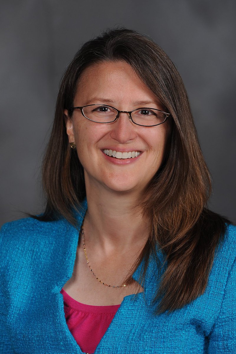 We’re excited to bring your attention to a new paper of Julie Nurnberger-Haag (WMU secondary mathematics program, Class of 1996):
Simplest Shapes First! But Let's Use Cognitive Science to Reconceive and Specify What “Simple” Means 

onlinelibrary.wiley.com/doi/10.1111/mb…