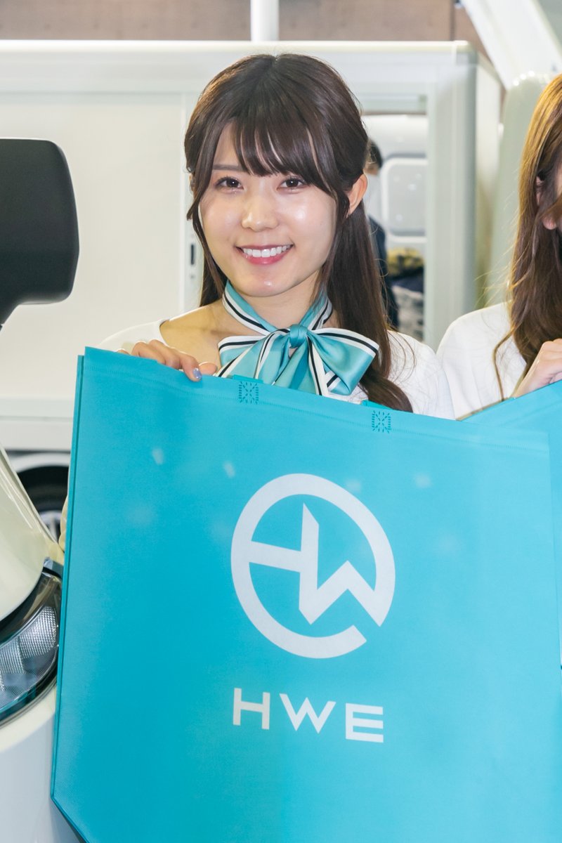 Tran_Deutsch's tweet photo. @miya_nana73 ななみんさん
今日は撮影させてくださり、ありがとうございました。衣装や雰囲気がとても似合っていました。
オートサロン3日間、お疲れ様でした。繰り返しになりますが、受賞おめでとうございます🎉🎉

#宮瀬七海 
#HWE 
#東京オートサロン https://t.co/Z6UQVUTTo9