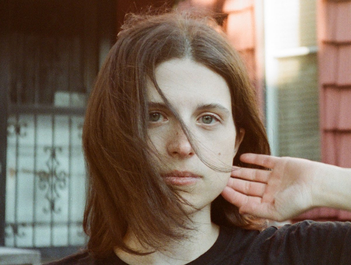 Check out our interview with Lina K.O., whose EP, 'Earth Apple,' dropped on Friday: uptohearmusic.com/blog/lina-ko-i…