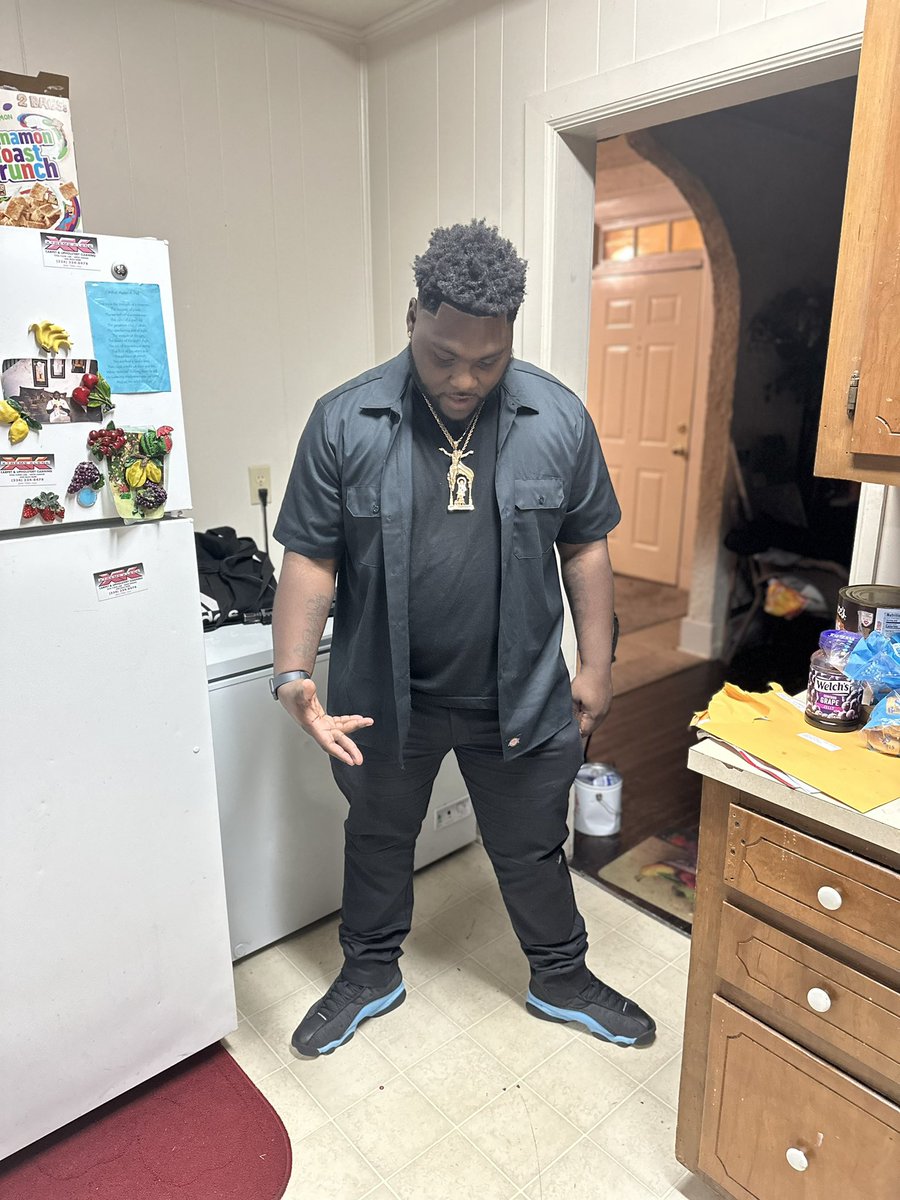 superswaggking1's tweet photo. You know I get back in 🅱️Lood with my li Šhiêsty  ssa
#LLJBLACK🖤
#LLTROOP💛
#LLGETTI🖤 https://t.co/cIpAj4KlMZ