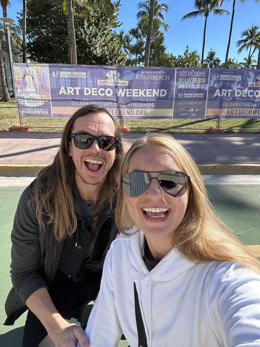 AmaraAndrew's tweet photo. Itโs the final day of Art Deco Weekend and itโs finally warmed up a little ๐
#artdeco #miami #miamibeach #southbeach #artdecoweekend #artdecoweekend2023 https://t.co/BfrzVkn2jG