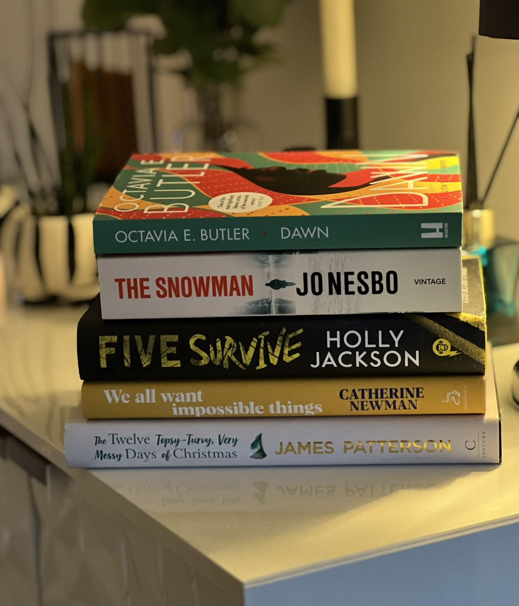 DottyDoolittle's tweet photo. Welcome home to meeee… 🤓📚
#readingcommunity #bktweet #readersoftwitter #BookLover https://t.co/YVHSuEFwS8