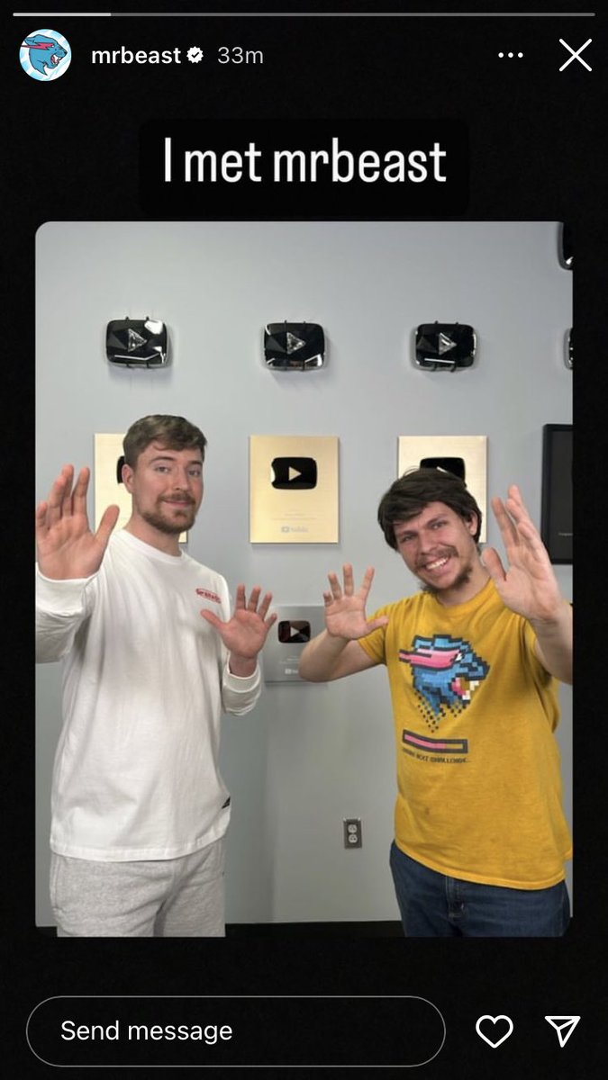 oldmandom_dom's tweet photo. The best 24h story in Instagram doesn't exi...

#mrbeast #mrbeastmeetsmrbeast https://t.co/7i9xTmRzKi