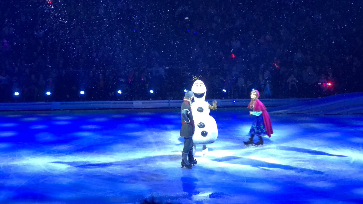 Disney on Ice adventures with Nikayla, Nick, Zach and Jake. ❤️❤️