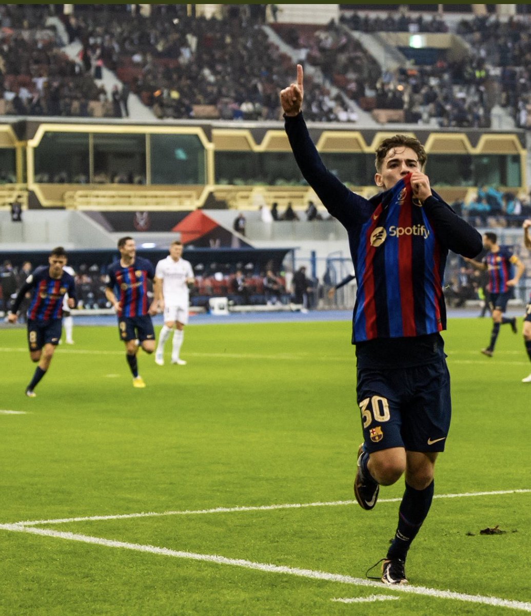 Fsoler10's tweet photo. No és el què… sinó el COM!!!
🔴🔵

@FCBarcelona_cat 
#campions https://t.co/uWDgqia1sz