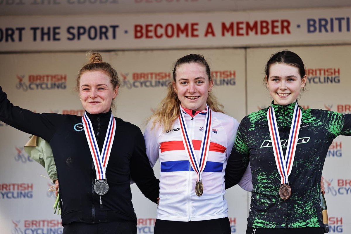 Zoe Backstedt tweet media