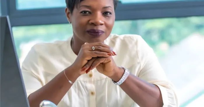 Gauthier_Pasq's tweet photo. 🚨#CIV_Alert
Suspectée pour faux et usage de faux sur son diplôme, la Directrice du Fond d’entretien routier en 🇨🇮s’envolera pour la France 🇫🇷 pour des raisons supposées « médicales »
🔍 Mon petit doigts d’enquêteur me dit qu’elle part pour d’autre raison: « le diplôme» ? https://t.co/zypbeMVO7T