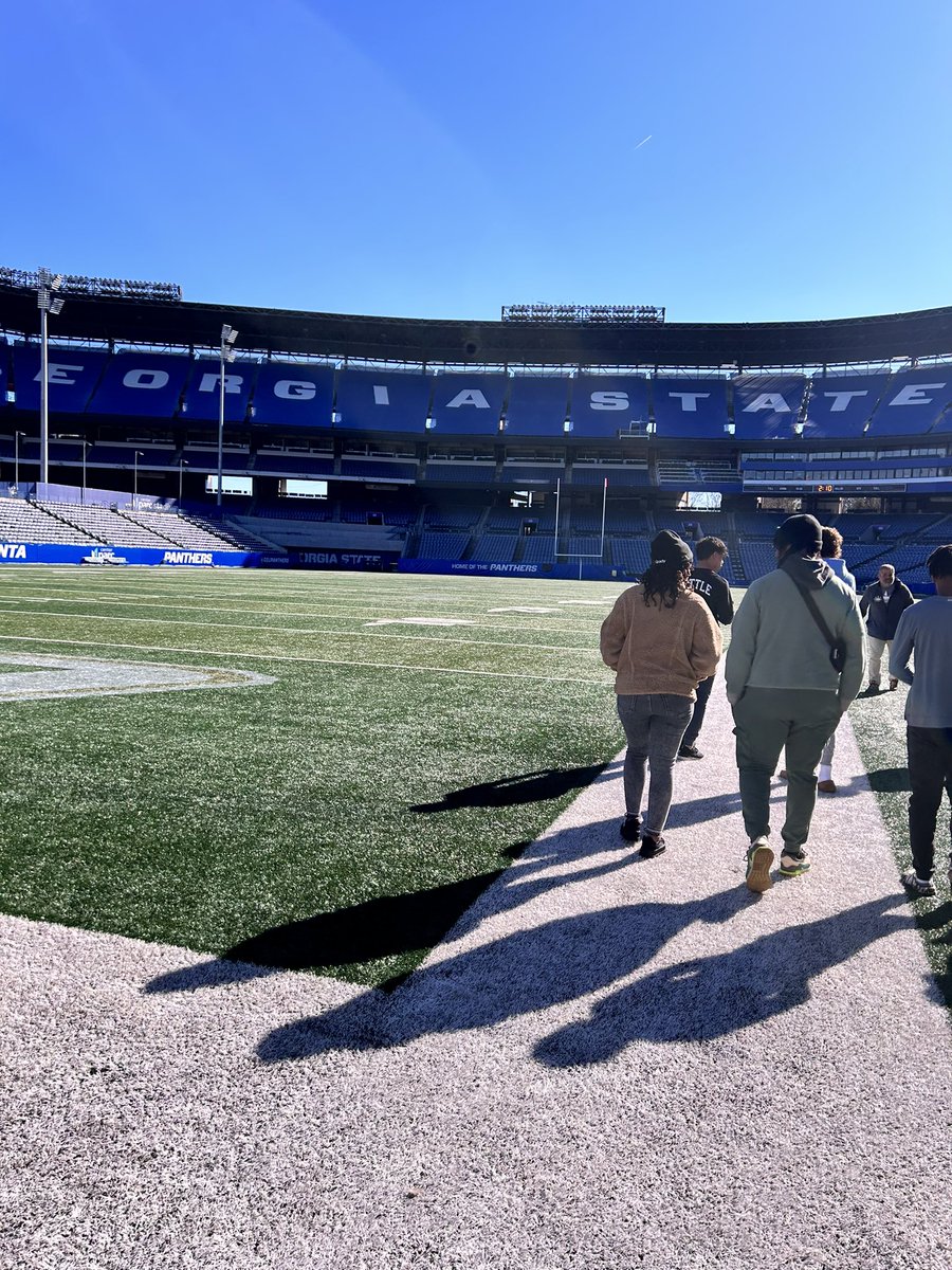 Ethan Sampson tweet media