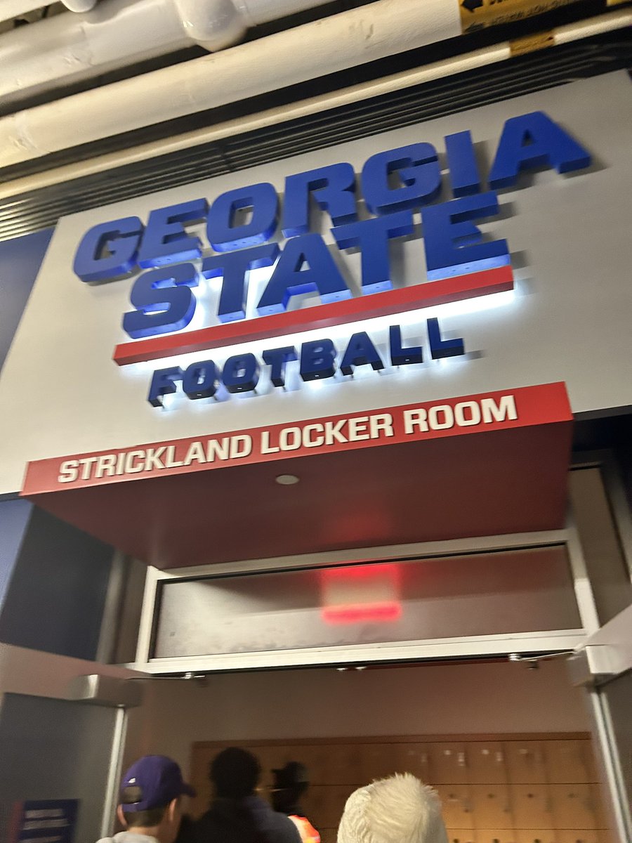 Ethan Sampson tweet media