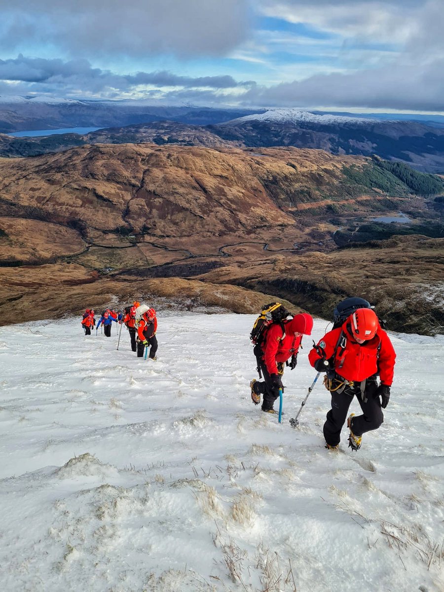 First full day training of 2023 for the team !

The focus was very much on #thinkwinter with the application of the Be Avalanche Aware planning process being applied to a rescue scenario.